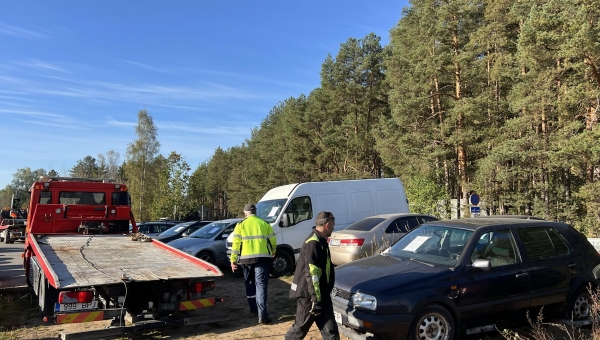 Tagasivaade 1. oktoobril toimunud teisaldamisaktsioonile Koidula piiripunkti parklas. Foto: VÕRUMAA TEATAJA